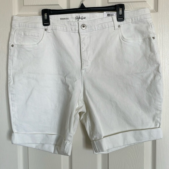 Style & Co. Pants - Style & Co. White Women’s Bermuda Shorts